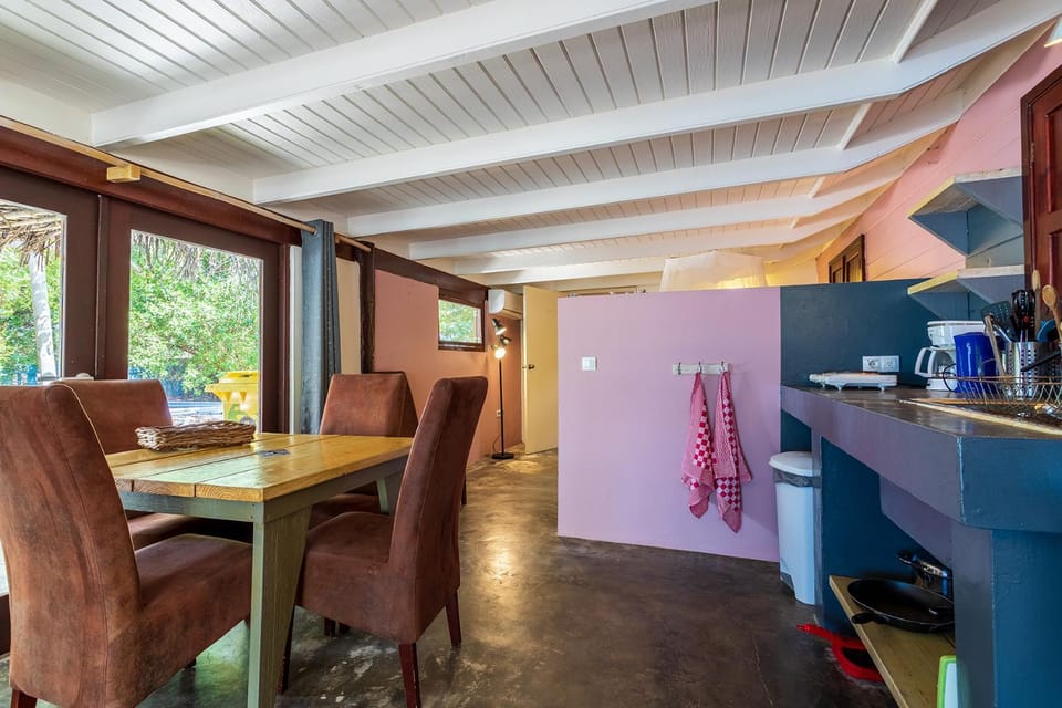 Beach Studio Shaka at Lac Bay Apartment in Venezuela