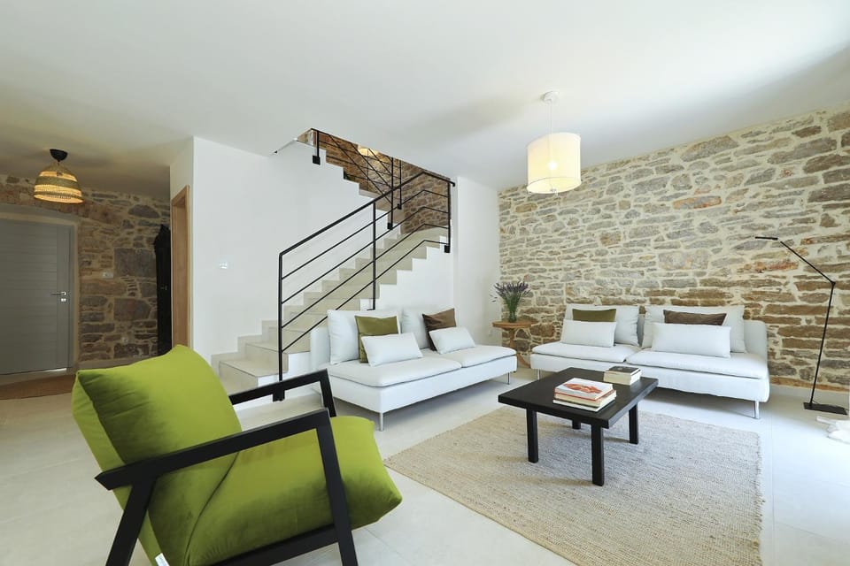 Living room, Seating area, Garden view, Pool view, Sea view, air conditioner