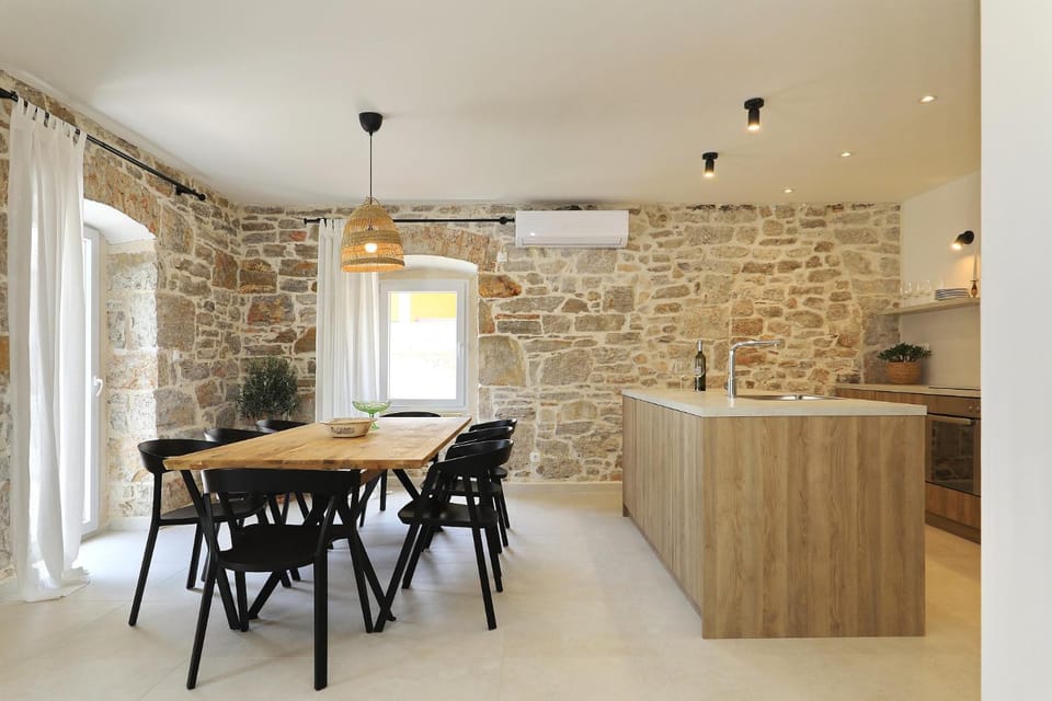 Kitchen or kitchenette, Seating area, Dining area, Garden view, Pool view, Sea view, kitchen, air conditioner