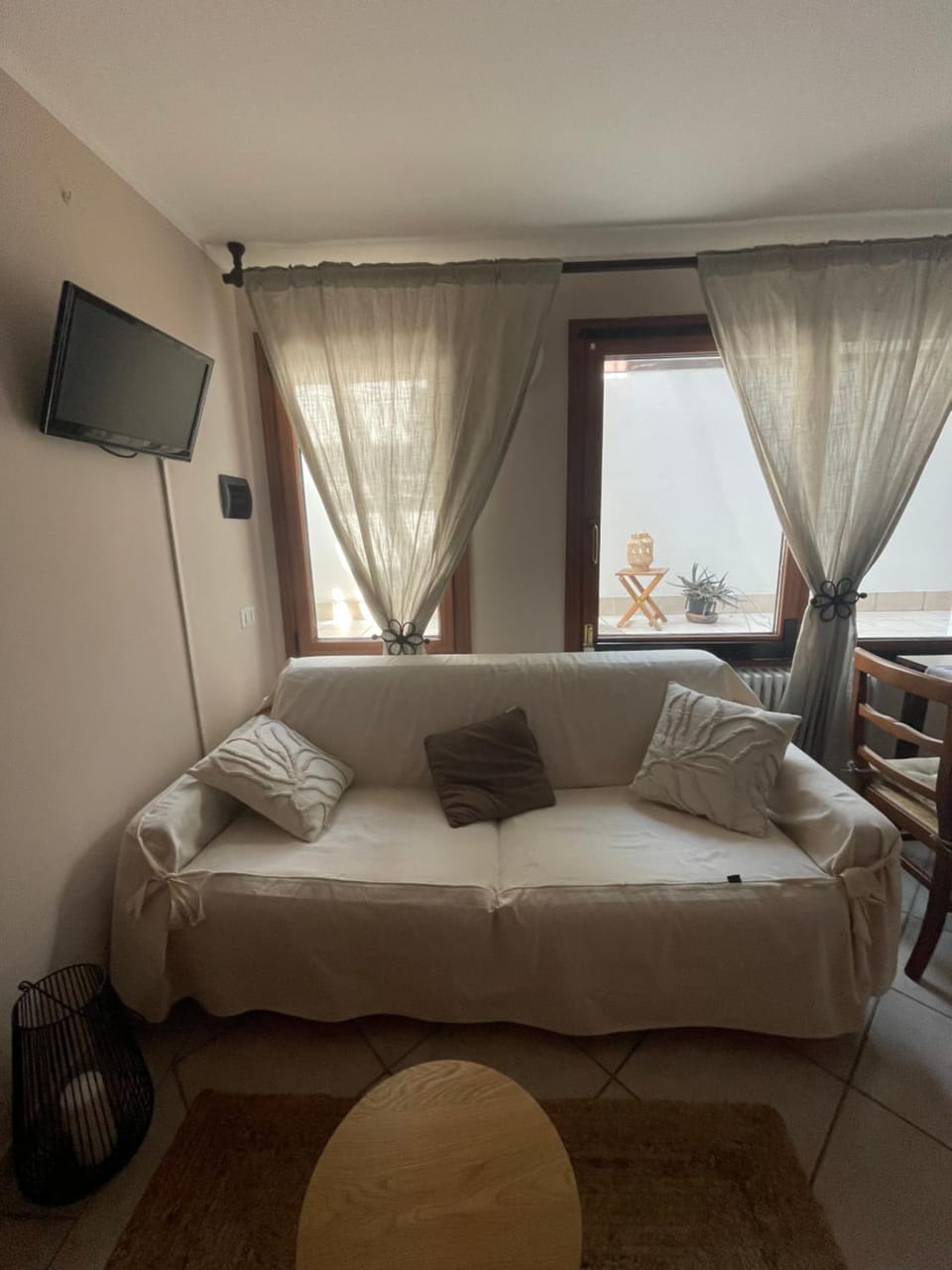 Residence Villa Margherita WITH POOL & HYDROMASSAGE Apartment hotel in Cannobio