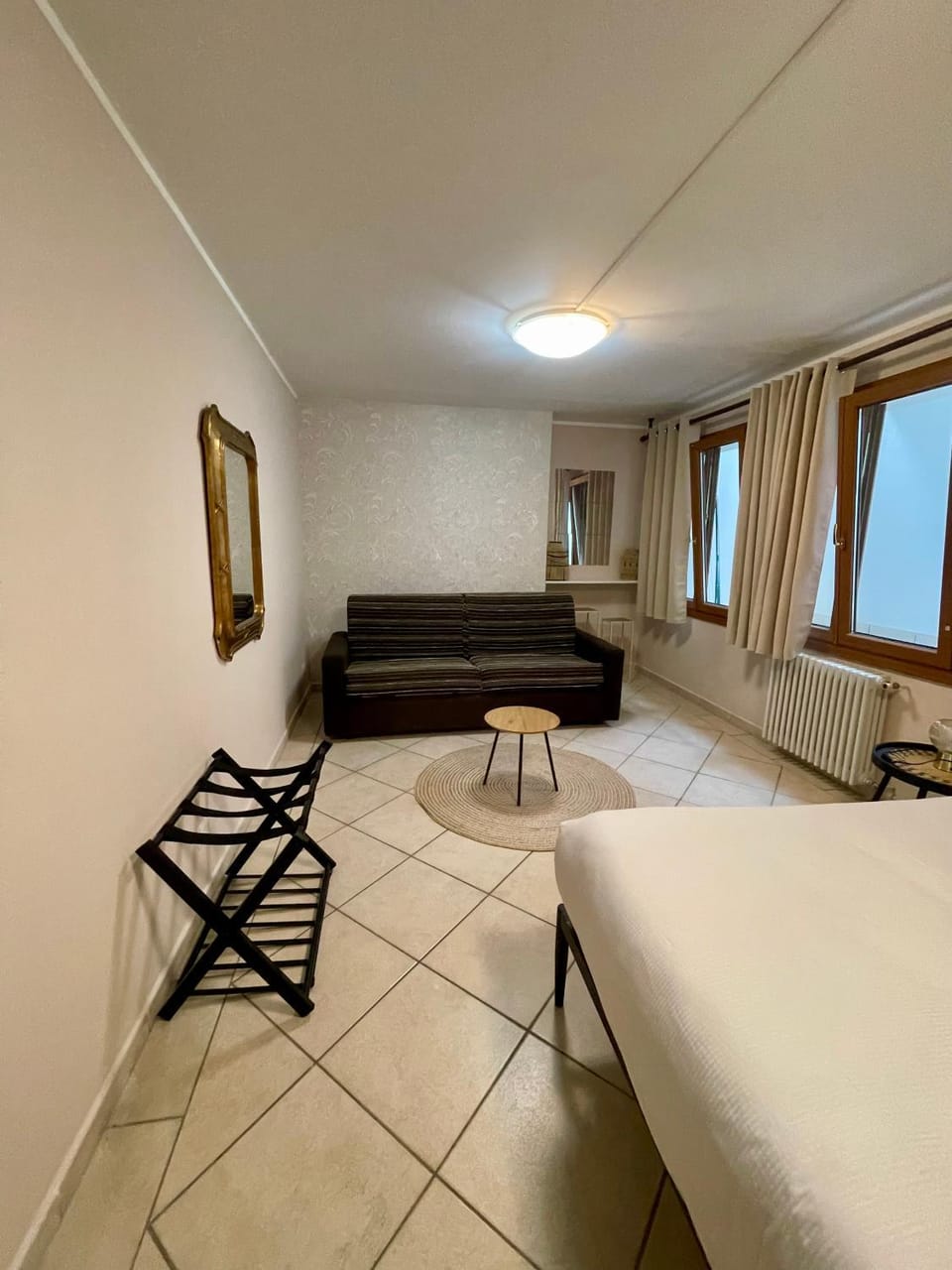 Residence Villa Margherita WITH POOL & HYDROMASSAGE Apartment hotel in Cannobio