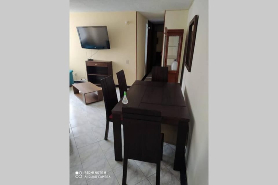 Communal lounge/ TV room, TV and multimedia, Living room, Seating area