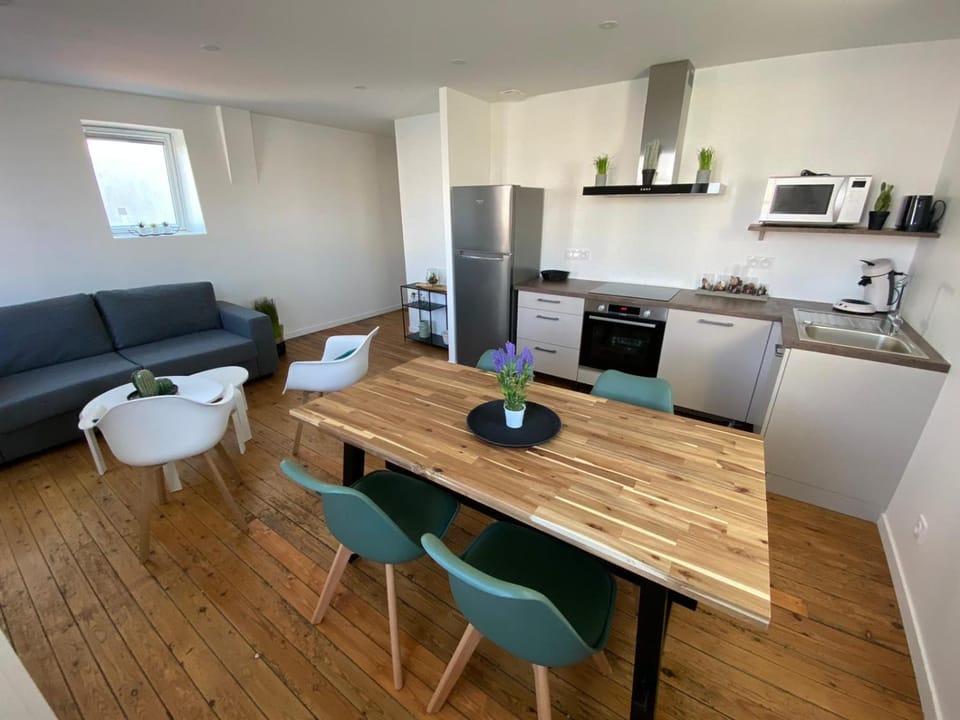 George V - Enjoy the view of the sea channel Apartment in Les Sables-d'Olonne