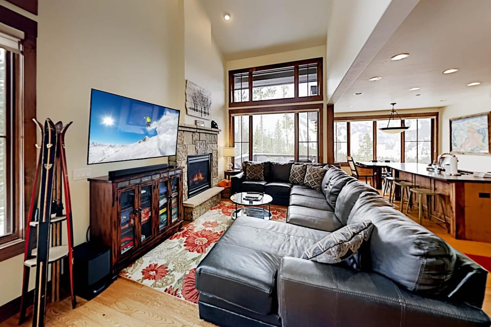 TV and multimedia, Living room