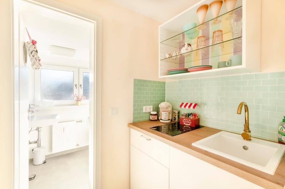 stove, towels, kitchen