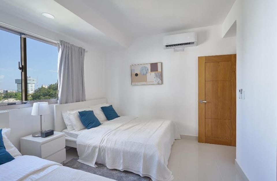 Escape Apartments, Balcony, Pool & Gym in La Julia Apartment in Santo Domingo