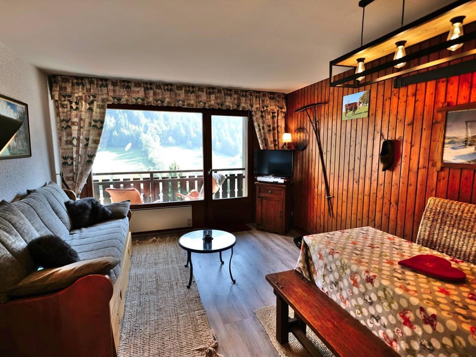 Studio confortable pour 4 personnes au Grand-Bornand - FR-1-458-123 Apartment in Le Grand-Bornand