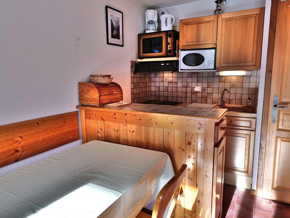 Appartement 2 pièces + coin montagne, balcon sud, au centre du village - FR-1-458-139 Apartment in Le Grand-Bornand