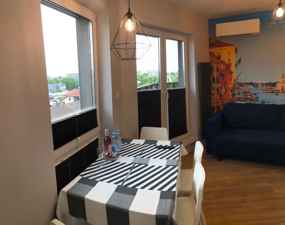 Klimatyzowany Apartament Wenecja z garażem podziemnym Apartment in Poland