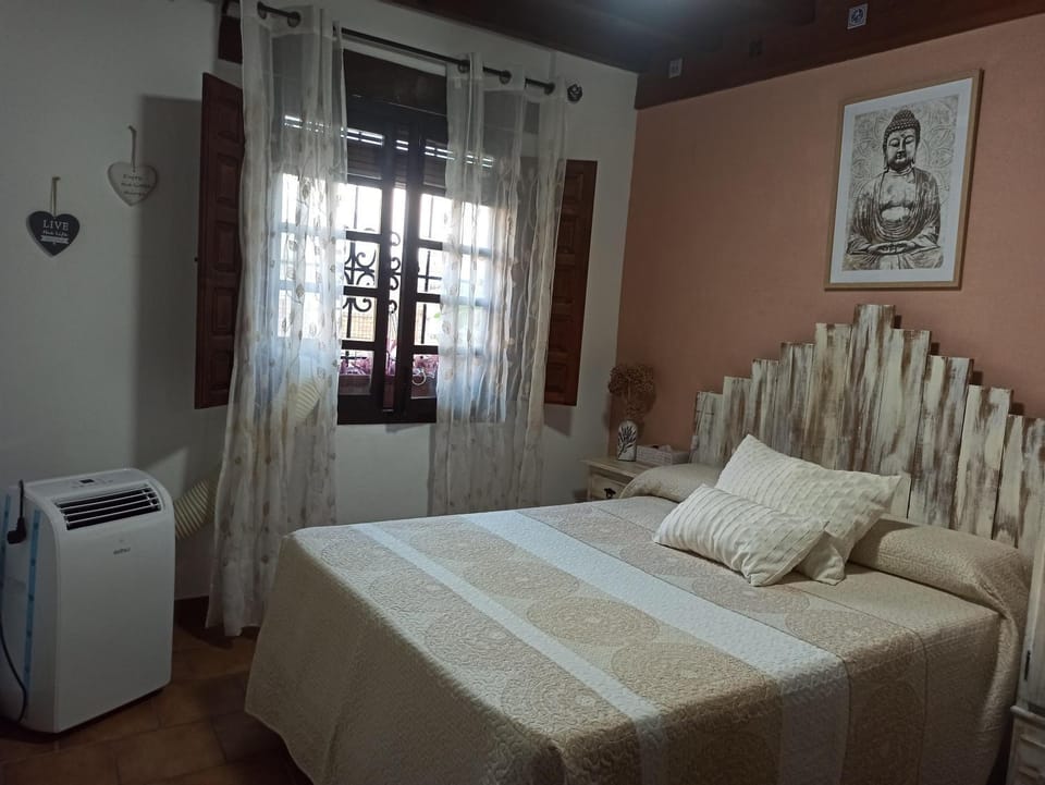 Bed, Photo of the whole room, Bedroom, furniture, air conditioner
