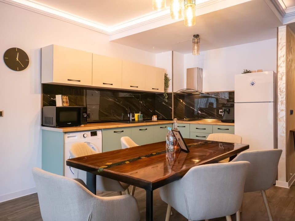 Fabulous Views Silver Mountain 3 Rooms Apartment Apartment in Brasov