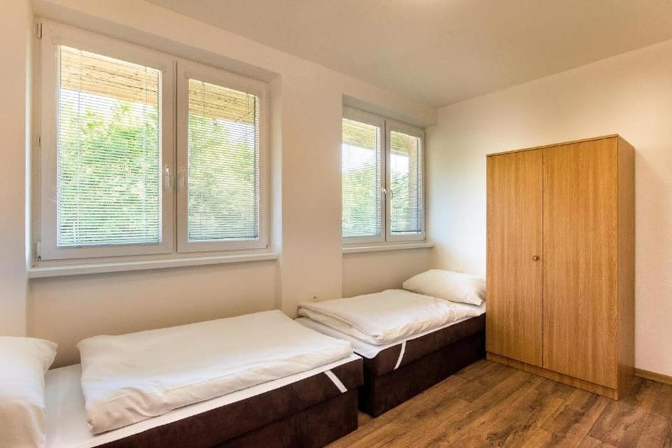 Penzion Vinařský dům Němčičky Hostel in South Moravian Region