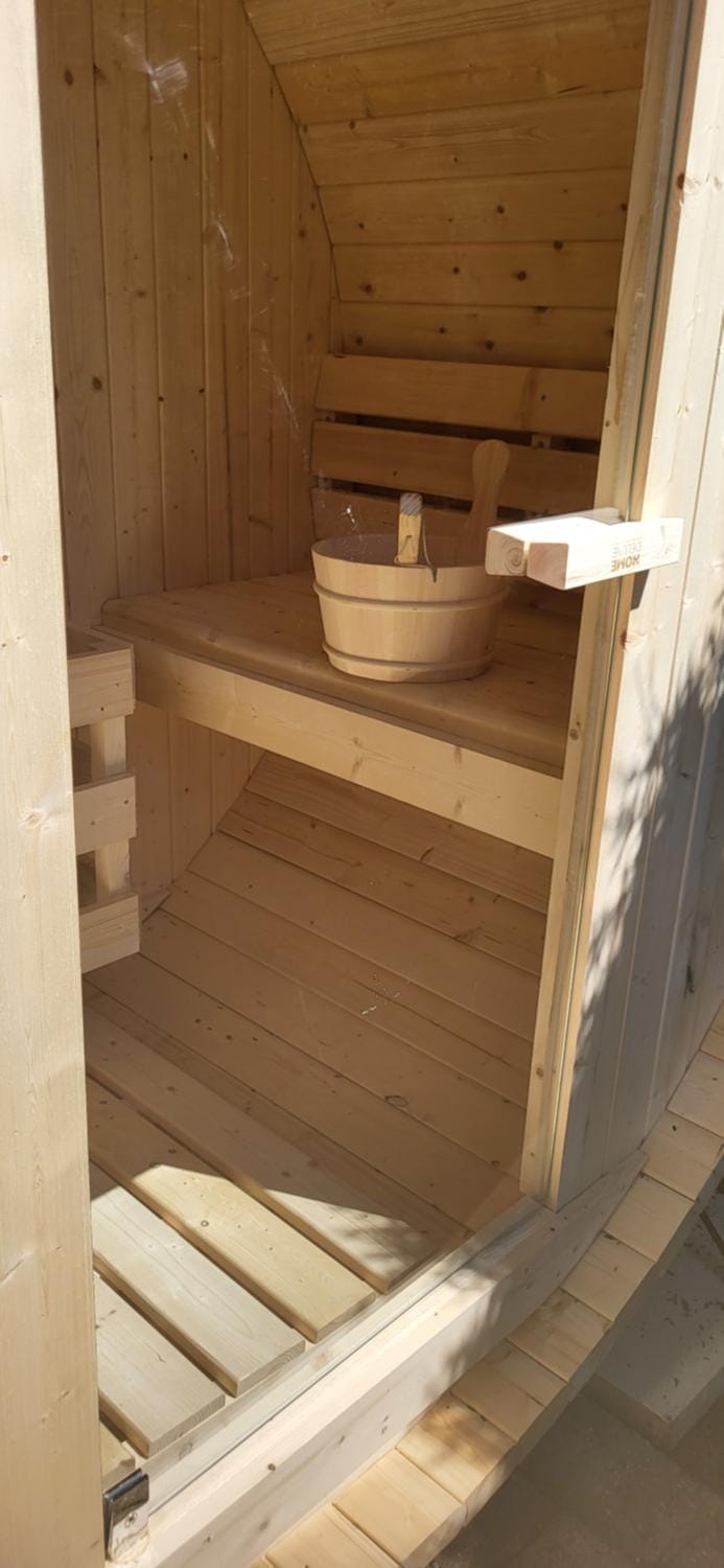 Gîte La Fabrique bain nordique skadi privé & sauna , 7 chambres , tps de chauffe 1h30 House in Bourgogne-Franche-Comté