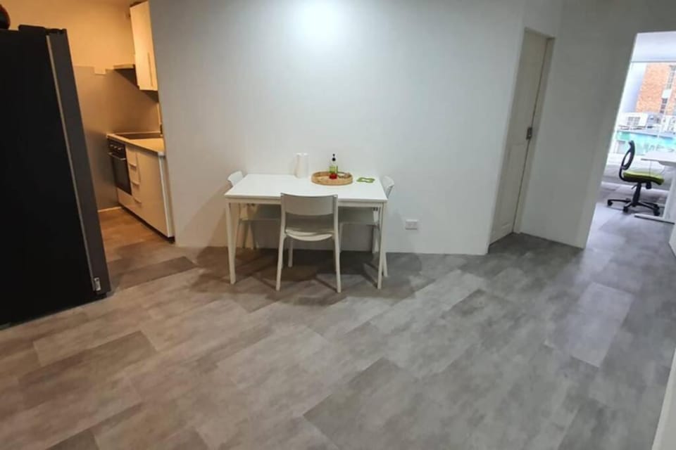 Dana-Spacious Private Room in Shared 2-Bedroom Apartment-1 Apartment in Canberra