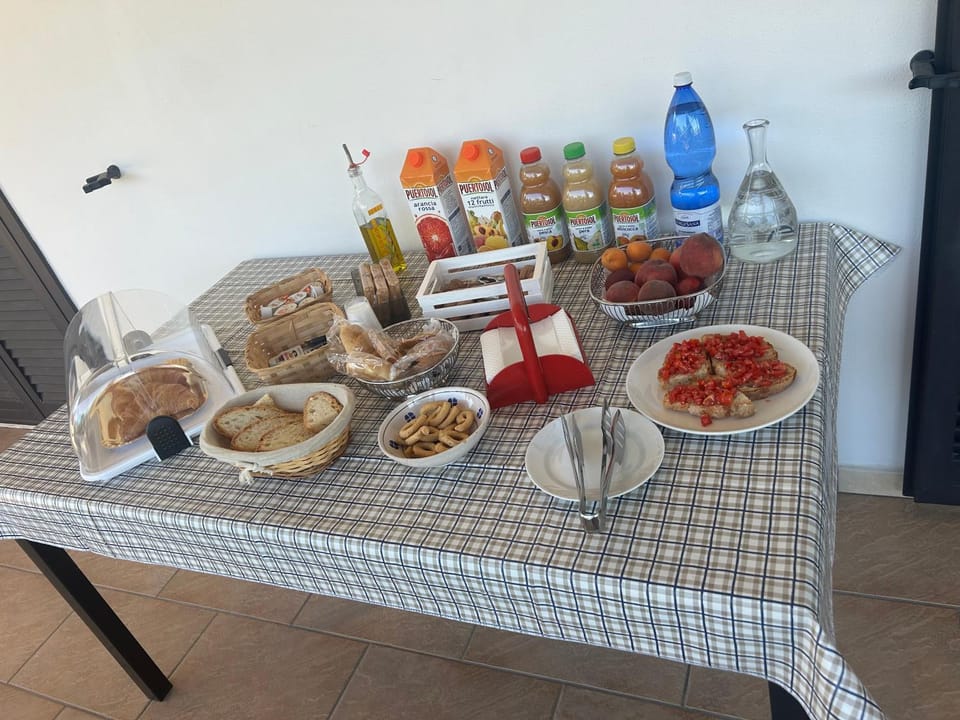 Valle degli Ulivi Rooms Bed and Breakfast in Province of Foggia