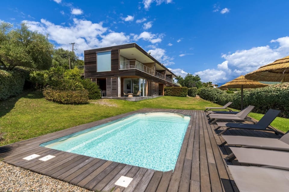Property building, Patio, Garden, Swimming pool