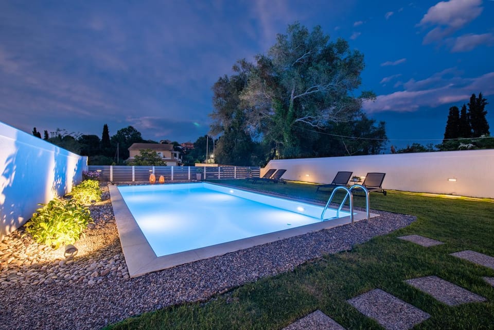 Night, Pool view, Swimming pool, sunbed