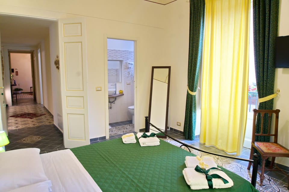 Domus Aurea Bed and Breakfast in Montalbano Elicona