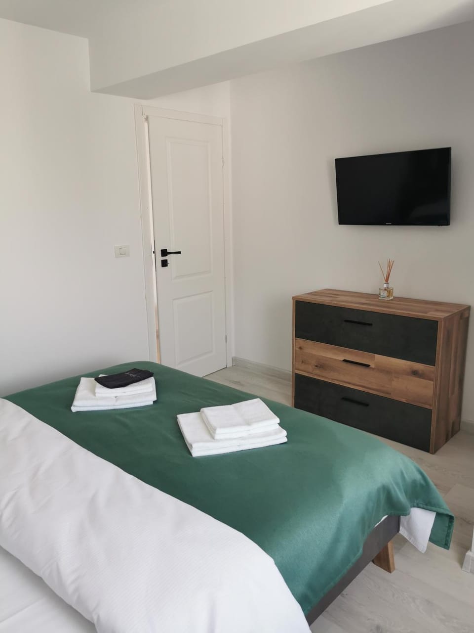 TV and multimedia, Bedroom