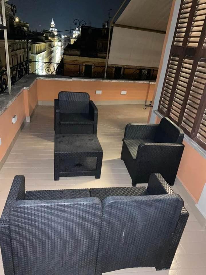 Balcony/Terrace, City view