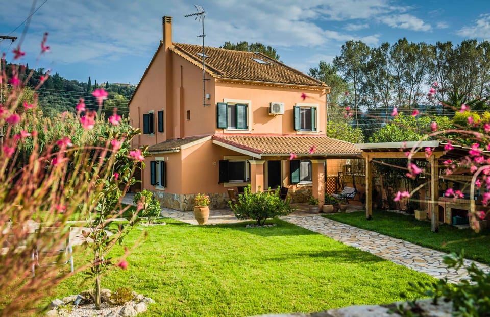 Property building, BBQ facilities, Garden