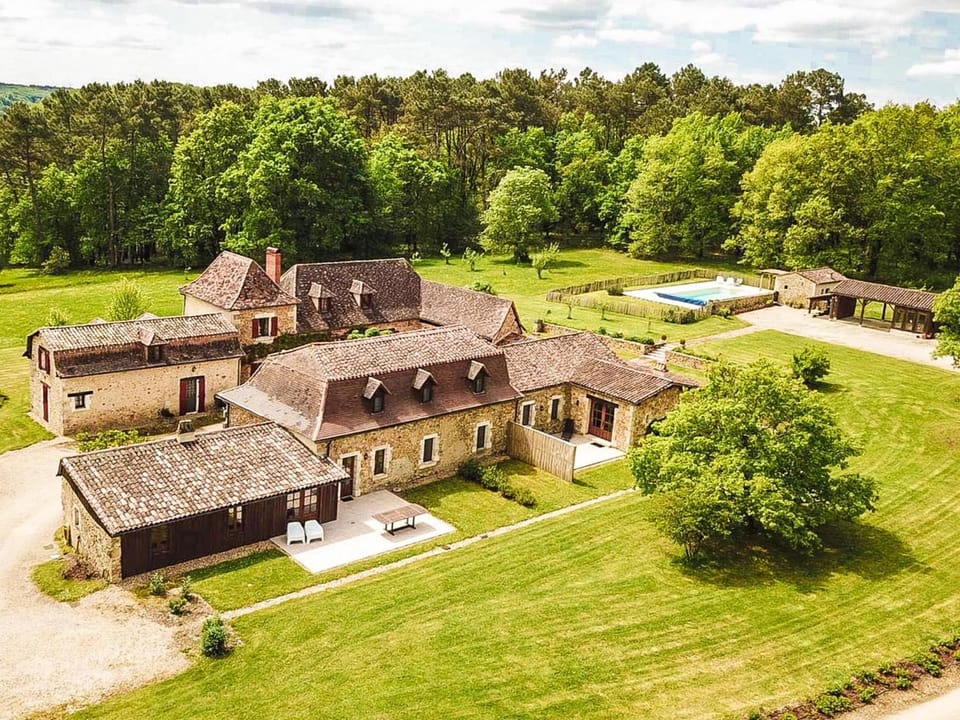 Property building, Summer