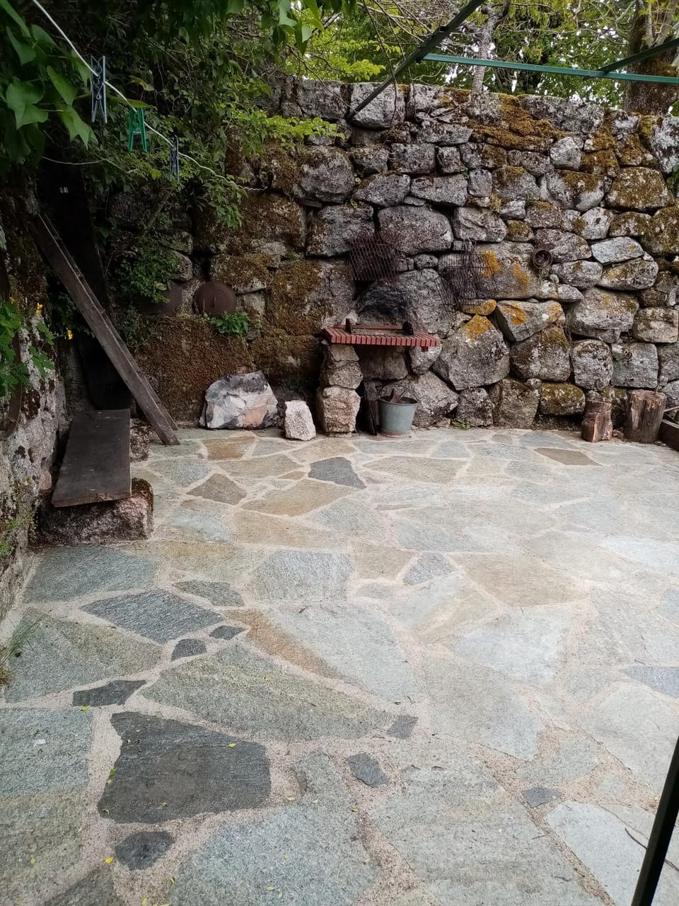 Patio, BBQ facilities