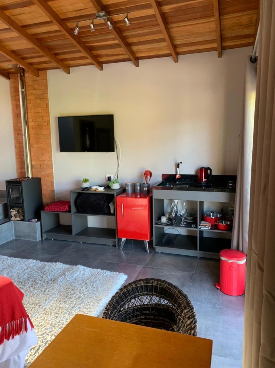 Hot Tub, TV and multimedia, Seating area, Dining area