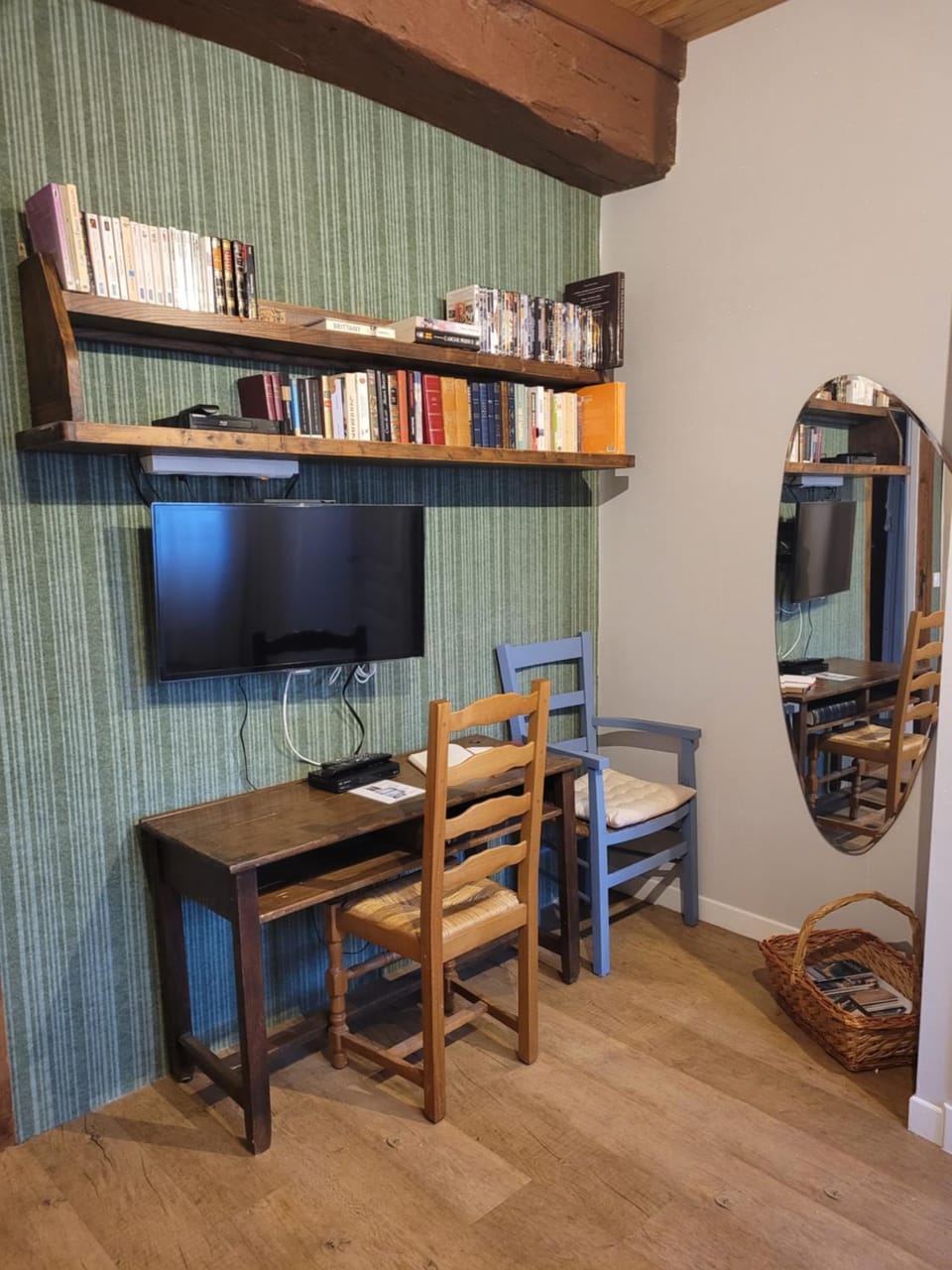 Le Logis de la Cour de Bretagne au Port de Dinan Lanvallay Apartment in Brittany