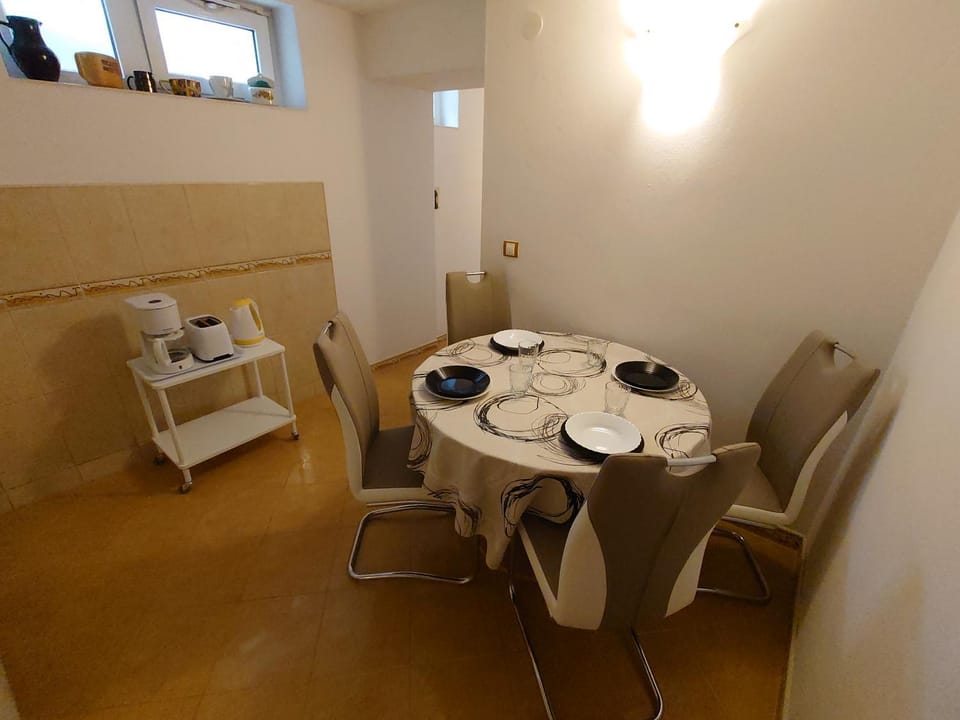 Apartmani Lea Apartment in Primorje-Gorski Kotar County