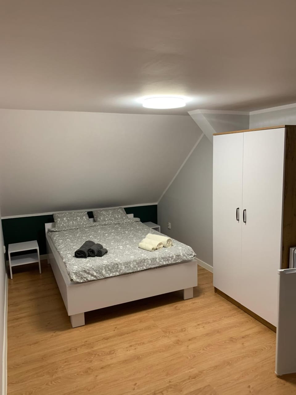 Bed, Photo of the whole room, Bedroom, towels, wardrobe