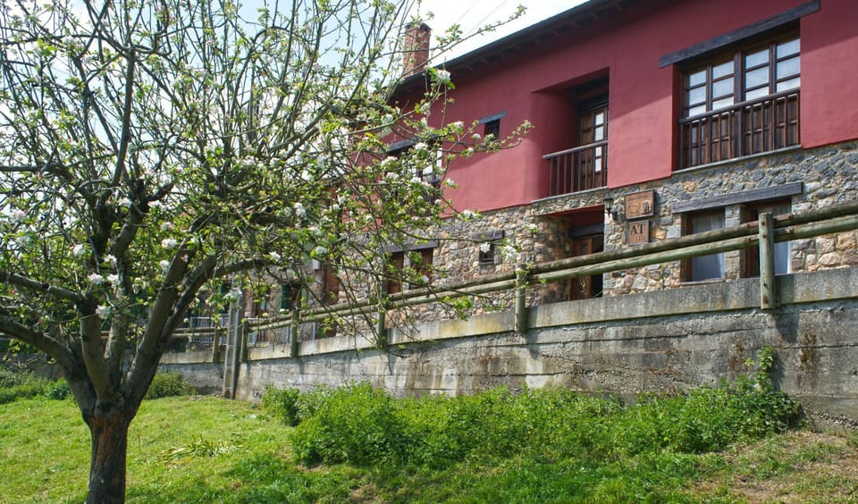 Mirador del Oso Apartment in Asturias