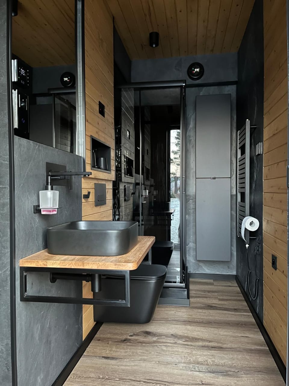 Property building, Bathroom