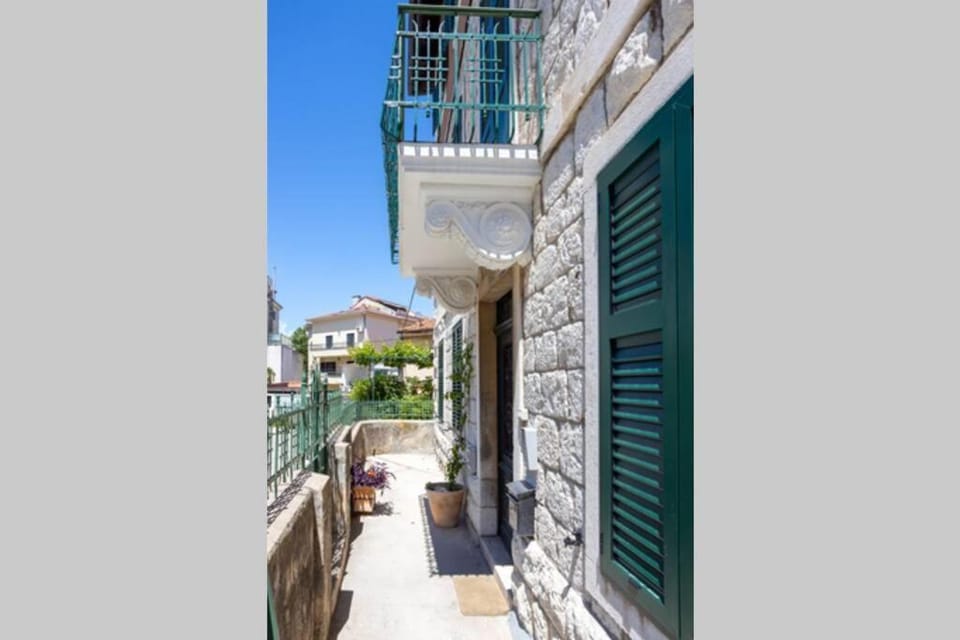 Luxurious apartment BELLA LUX in city center with FREE PARKING INCLUDED! Apartment in Split