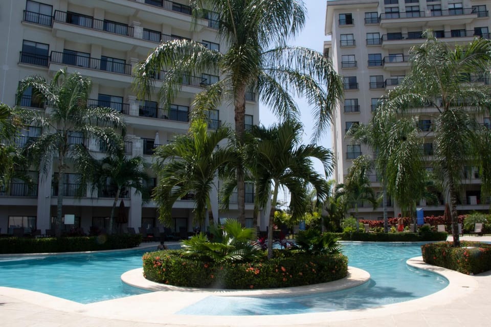 Pool view, Swimming pool, Swimming pool