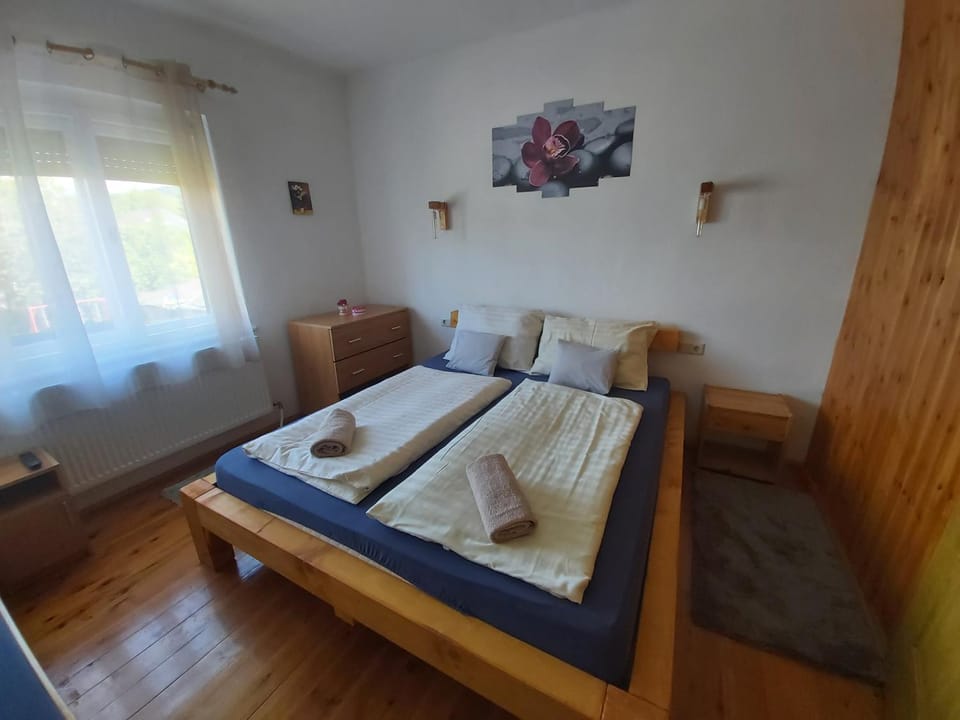 Fenyőfa vendégház Bed and Breakfast in Slovakia