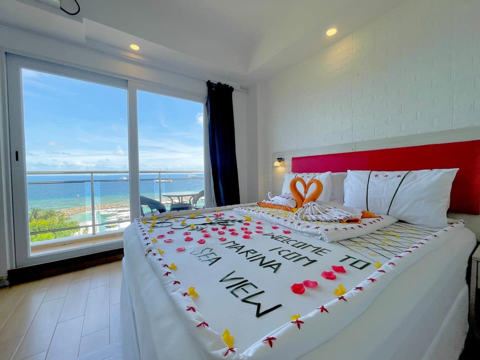Bed, Photo of the whole room, Bedroom, Sea view