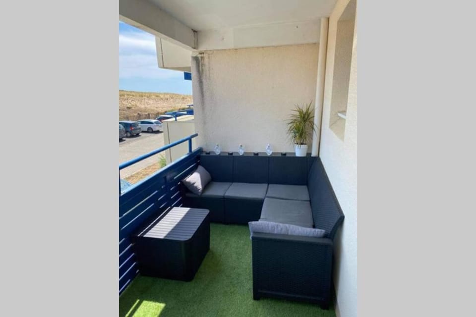 Appartement T2 rénové dans résidence avec piscine Apartment in Lacanau