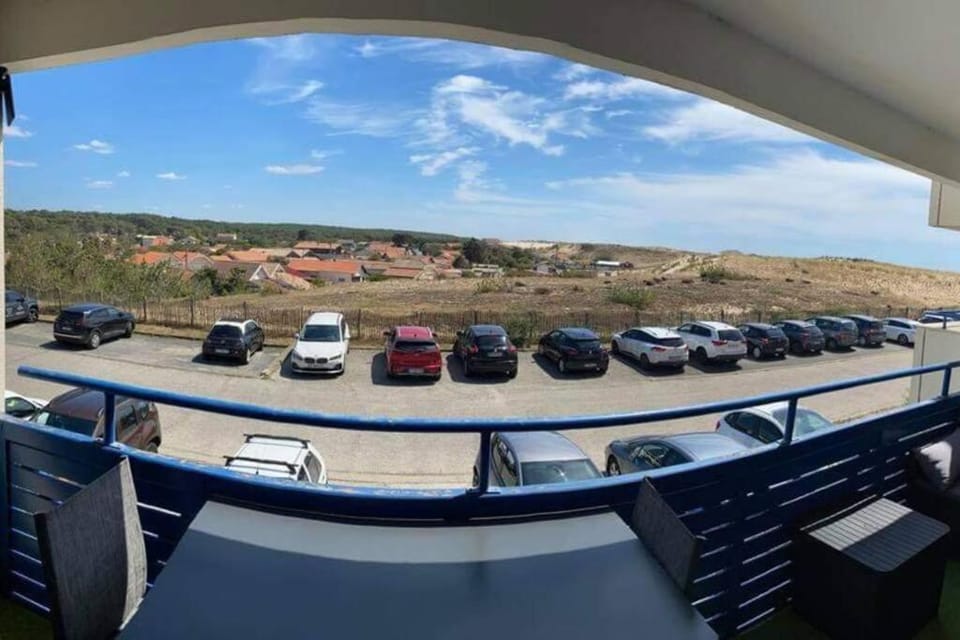 Appartement T2 rénové dans résidence avec piscine Apartment in Lacanau