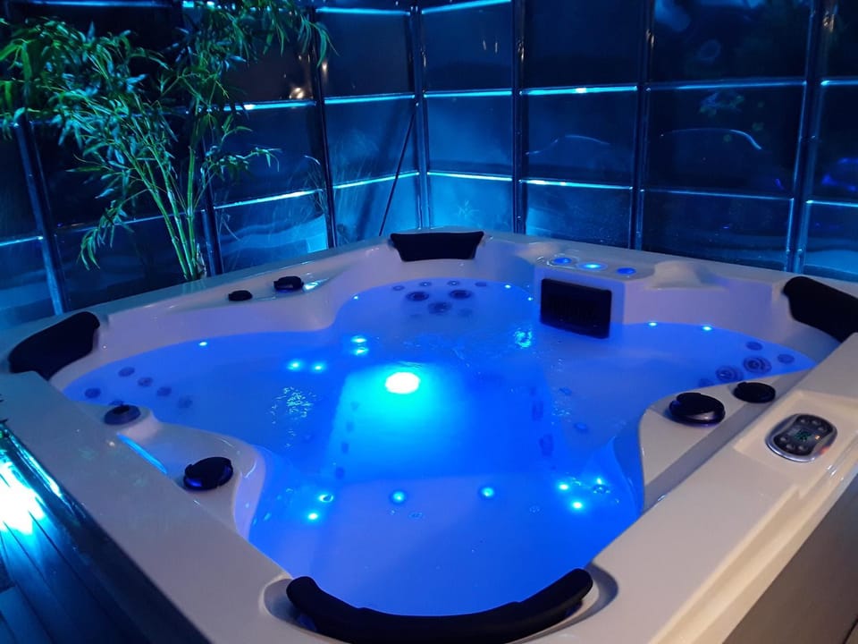 Hot Tub