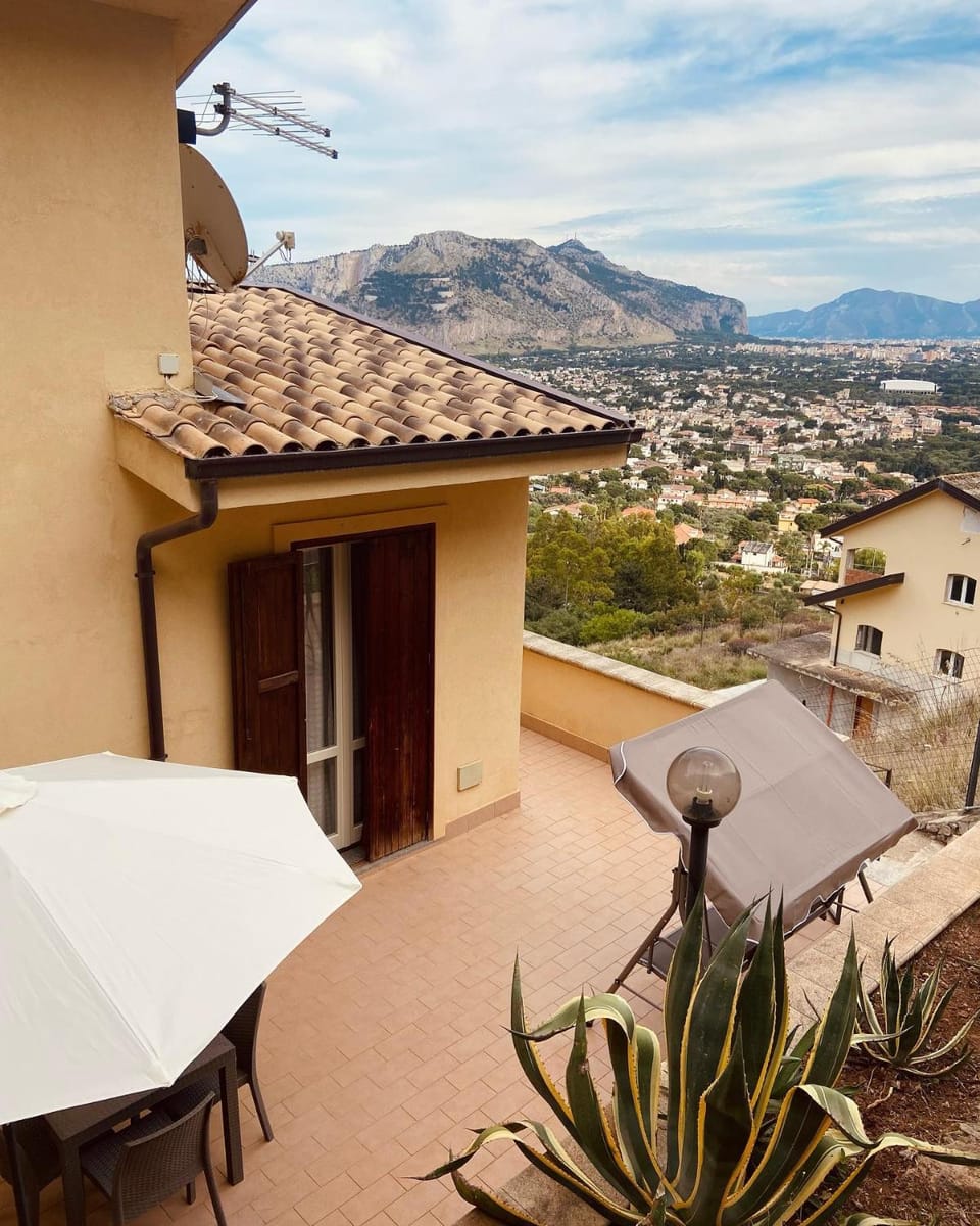 Patio, Balcony/Terrace