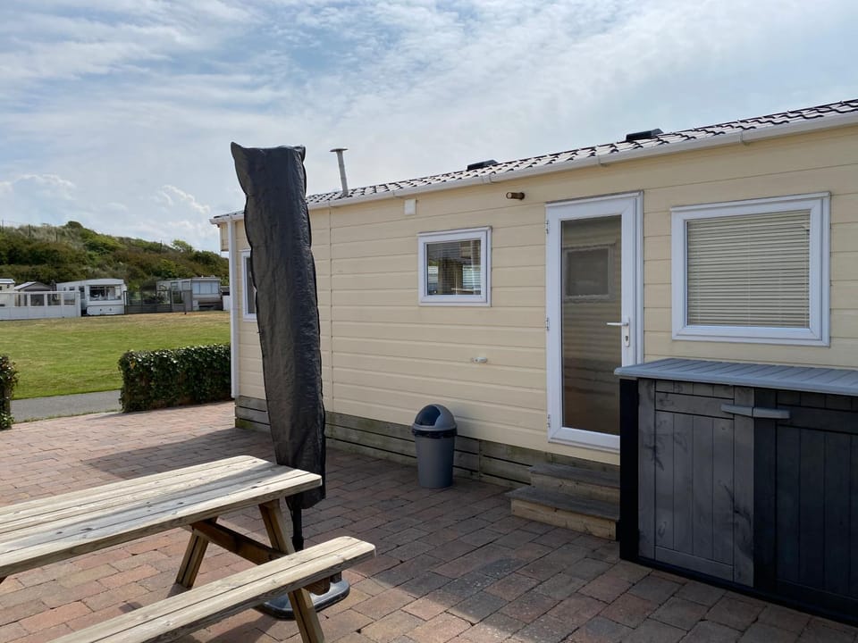 Property building, Garden