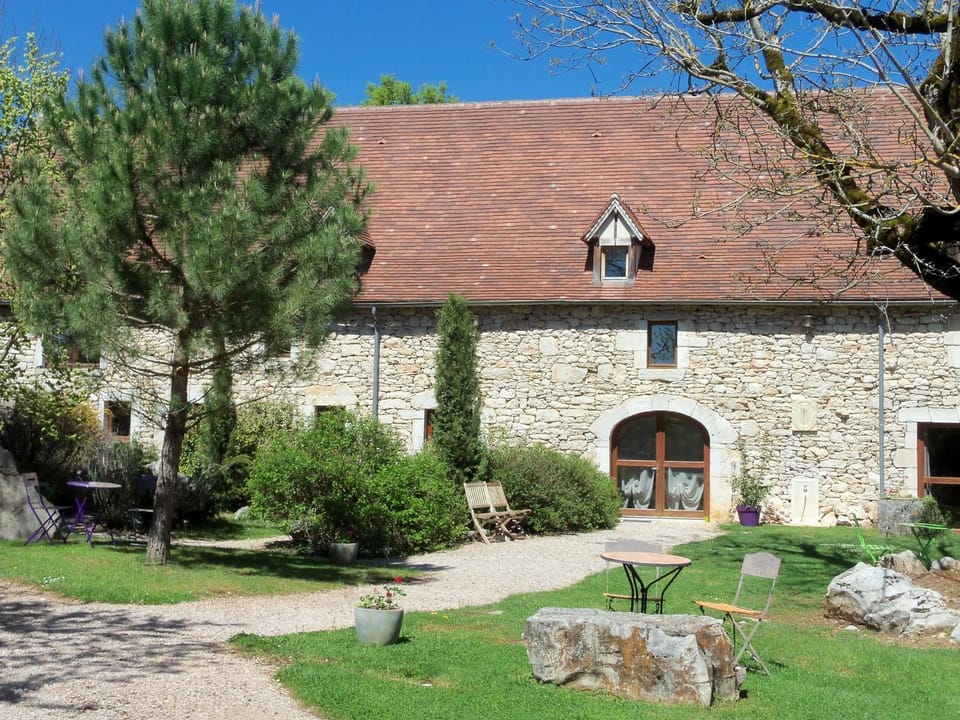 Facade/entrance, Spring, Garden view
