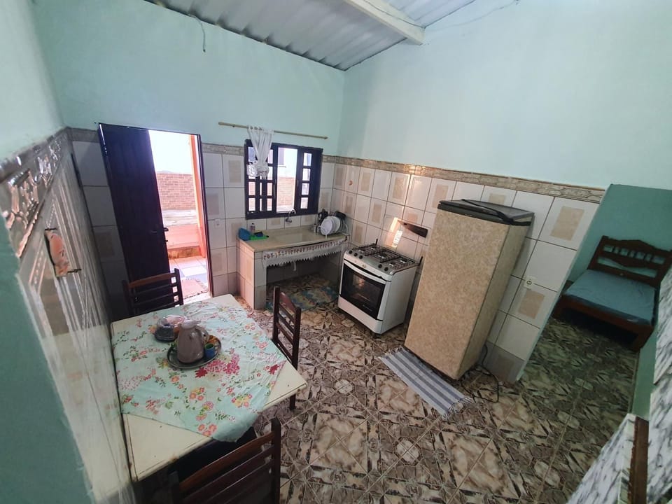 Kitchen or kitchenette, pet friendly, stove
