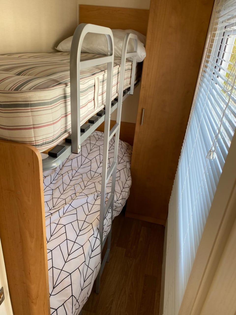 bunk bed