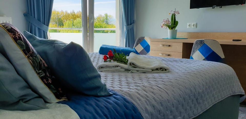 Bed, Decorative detail