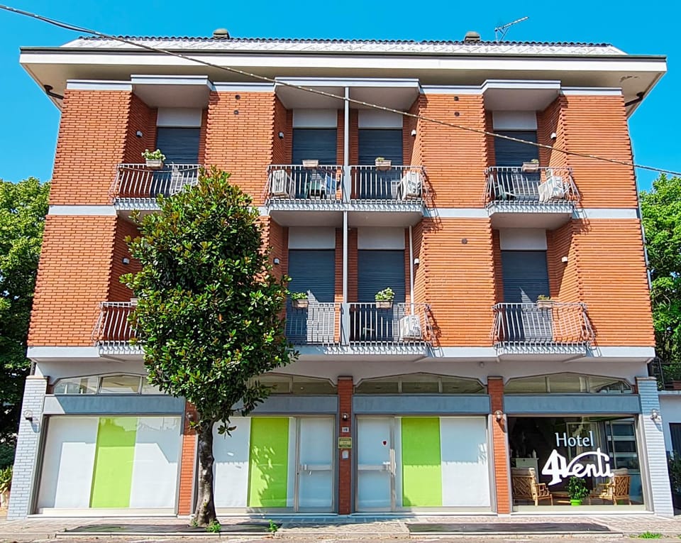 Property building, Facade/entrance, Day