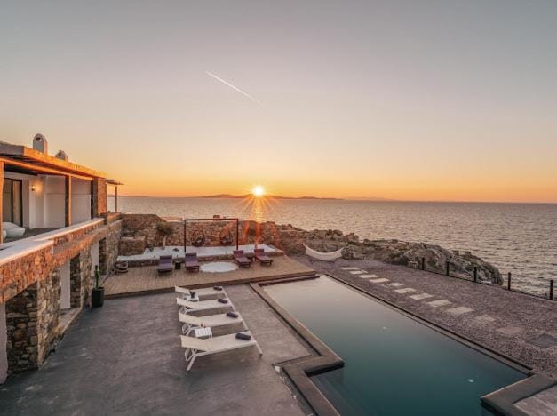 Shark Luxury Villa Villa in Mykonos, Mikonos 846 00, Greece