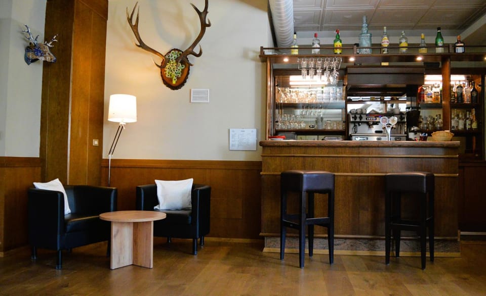 Lounge or bar