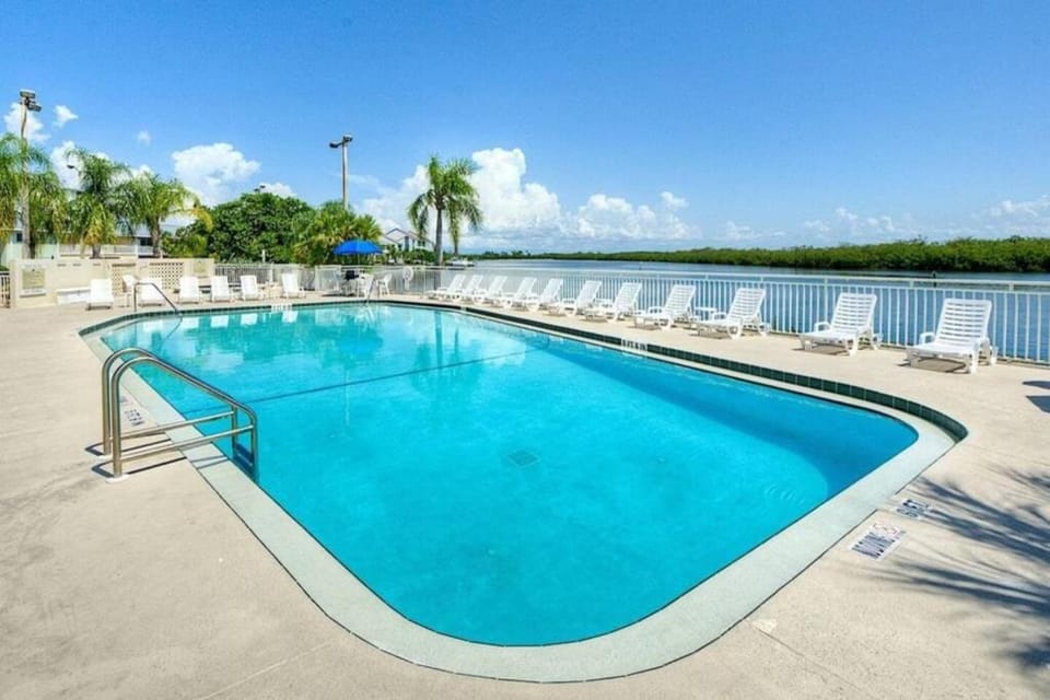 Little Harbor Resort #202 Tampa Bay FL Beach, Hot Tub, Pools Apartment in Ruskin